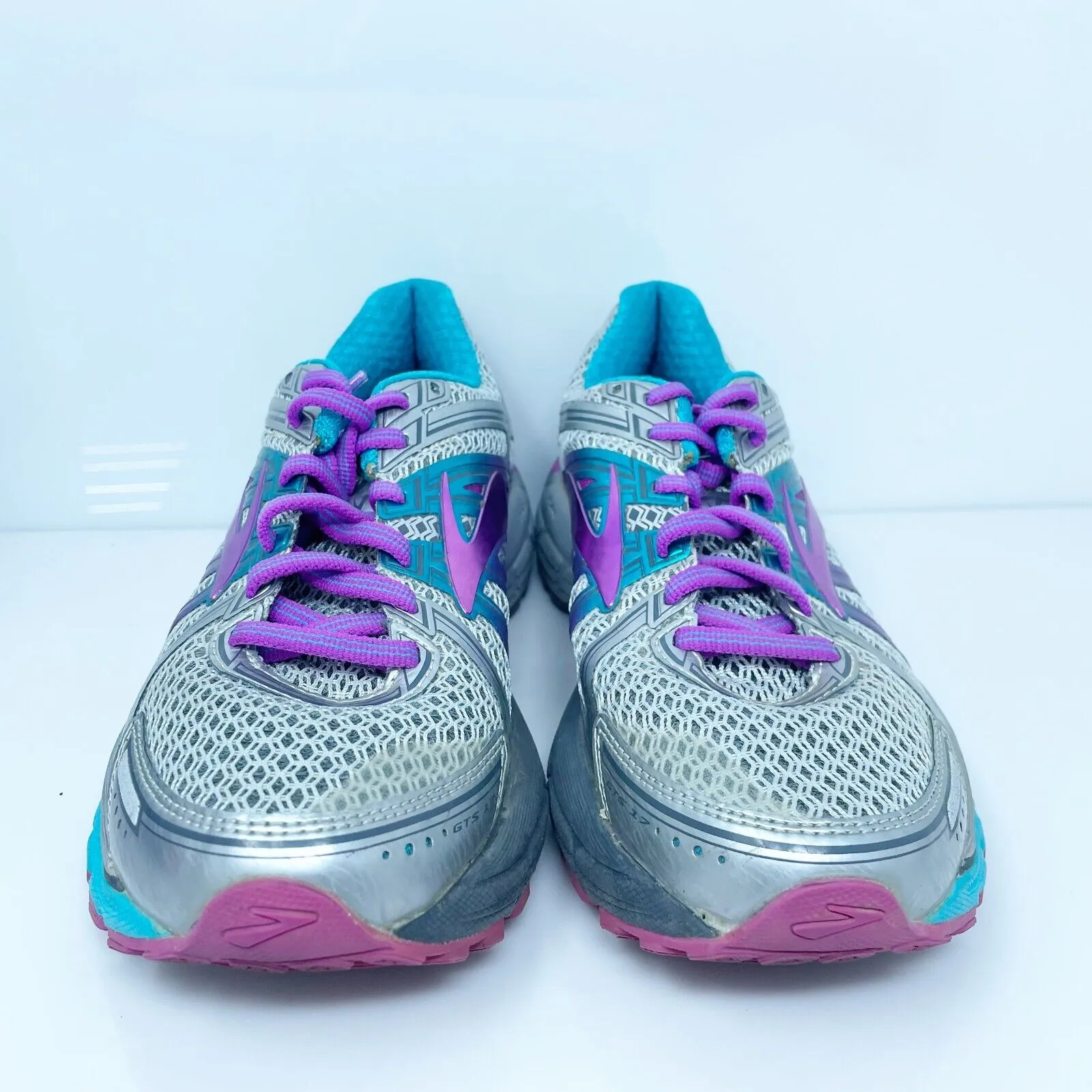 Brooks Womens GTS Seventeen 1202312A055 Gray Running Shoes Sneakers Size 7.5 2A