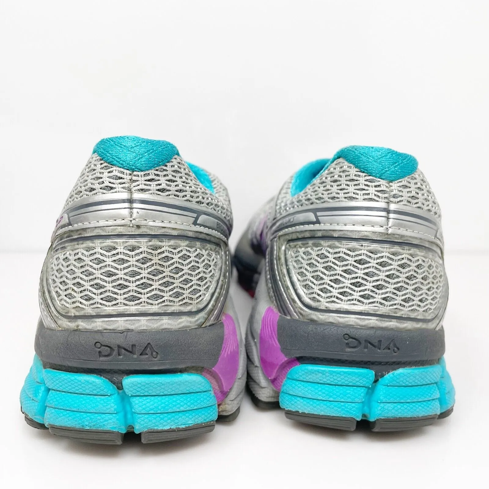 Brooks Womens GTS Seventeen 1202312A055 Gray Running Shoes Sneakers Size 7.5 2A