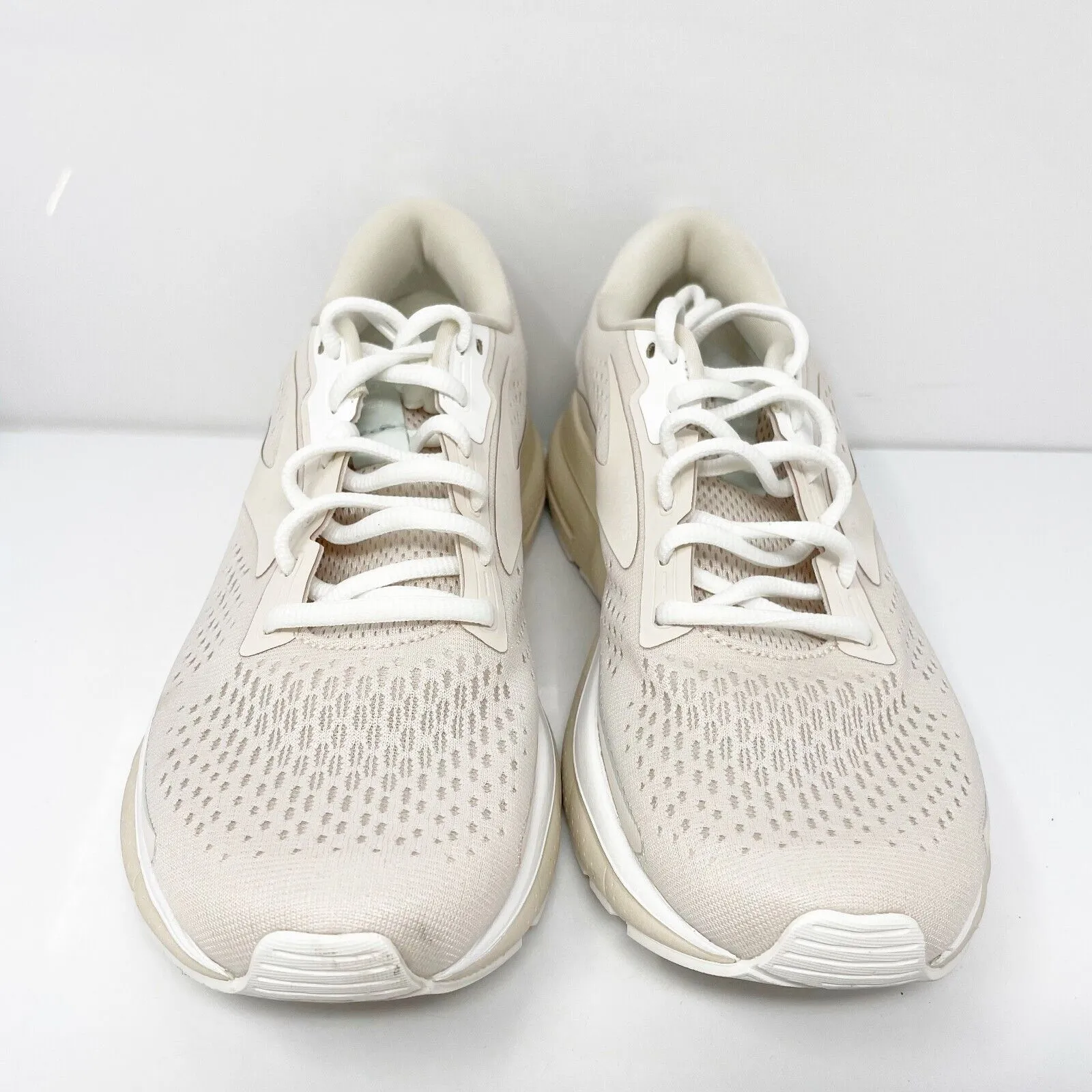 Brooks Womens Trace 3 1204011B270 White Running Shoes Sneakers Size 8.5 B