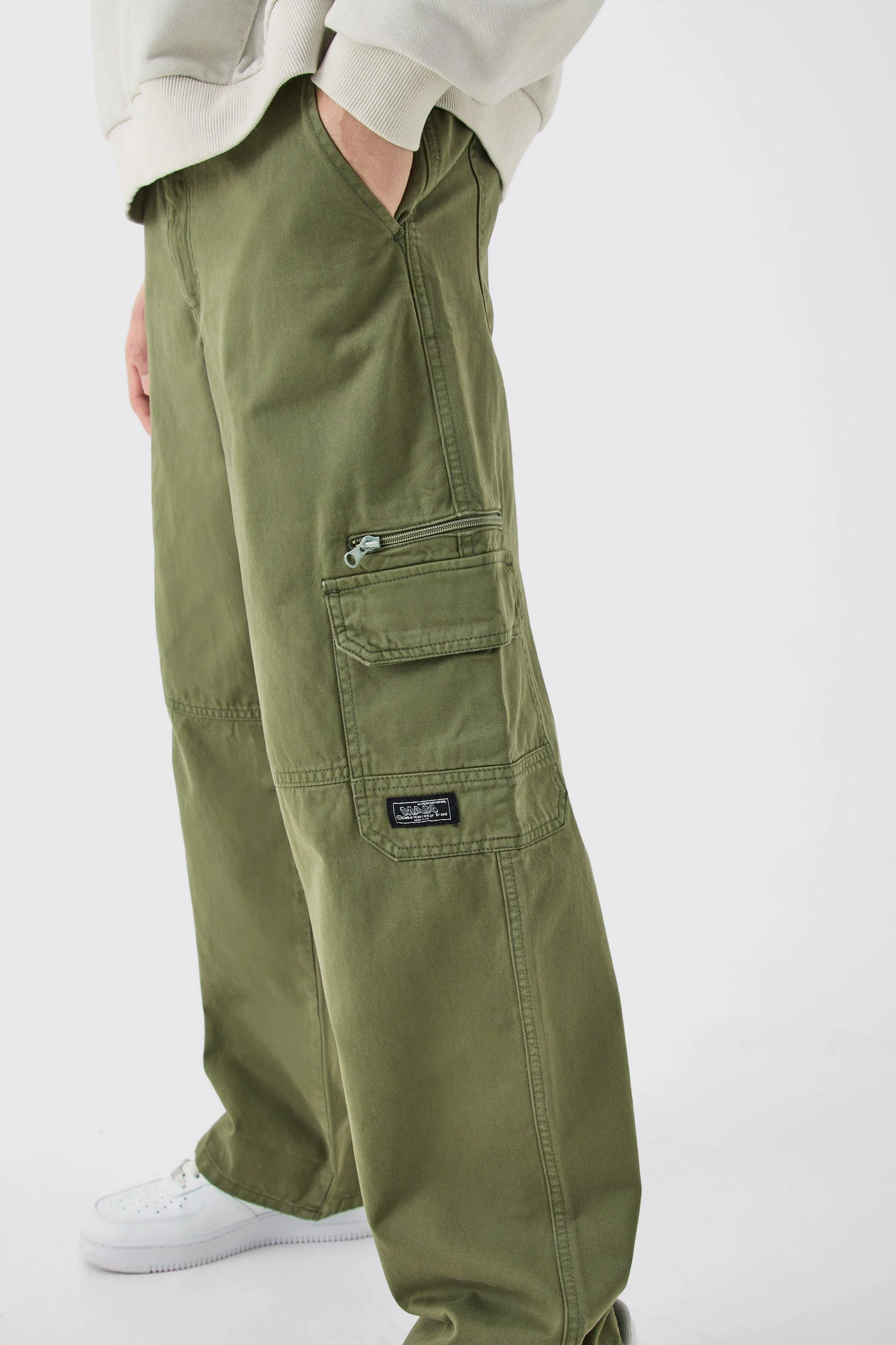 Fixed Waist Relaxed Cargo Pants With Woven Tab