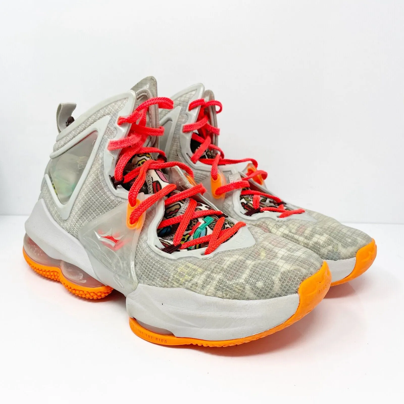 Nike Boys LeBron 19 DD0418-001 Gray Basketball Shoes Sneakers Size 6.5Y