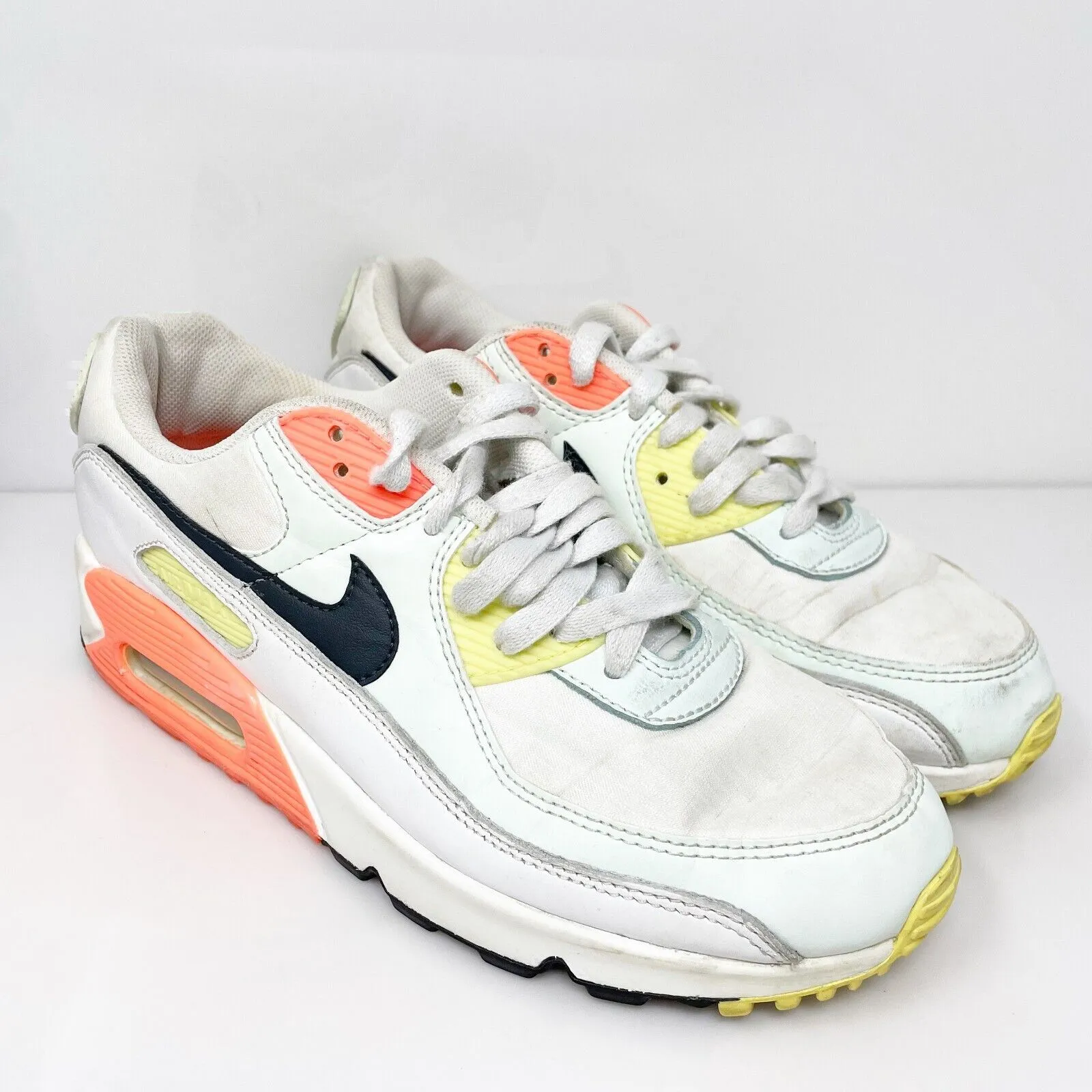 Nike Womens Air Max 90 CV8819-101 White Casual Shoes Sneakers Size 9.5