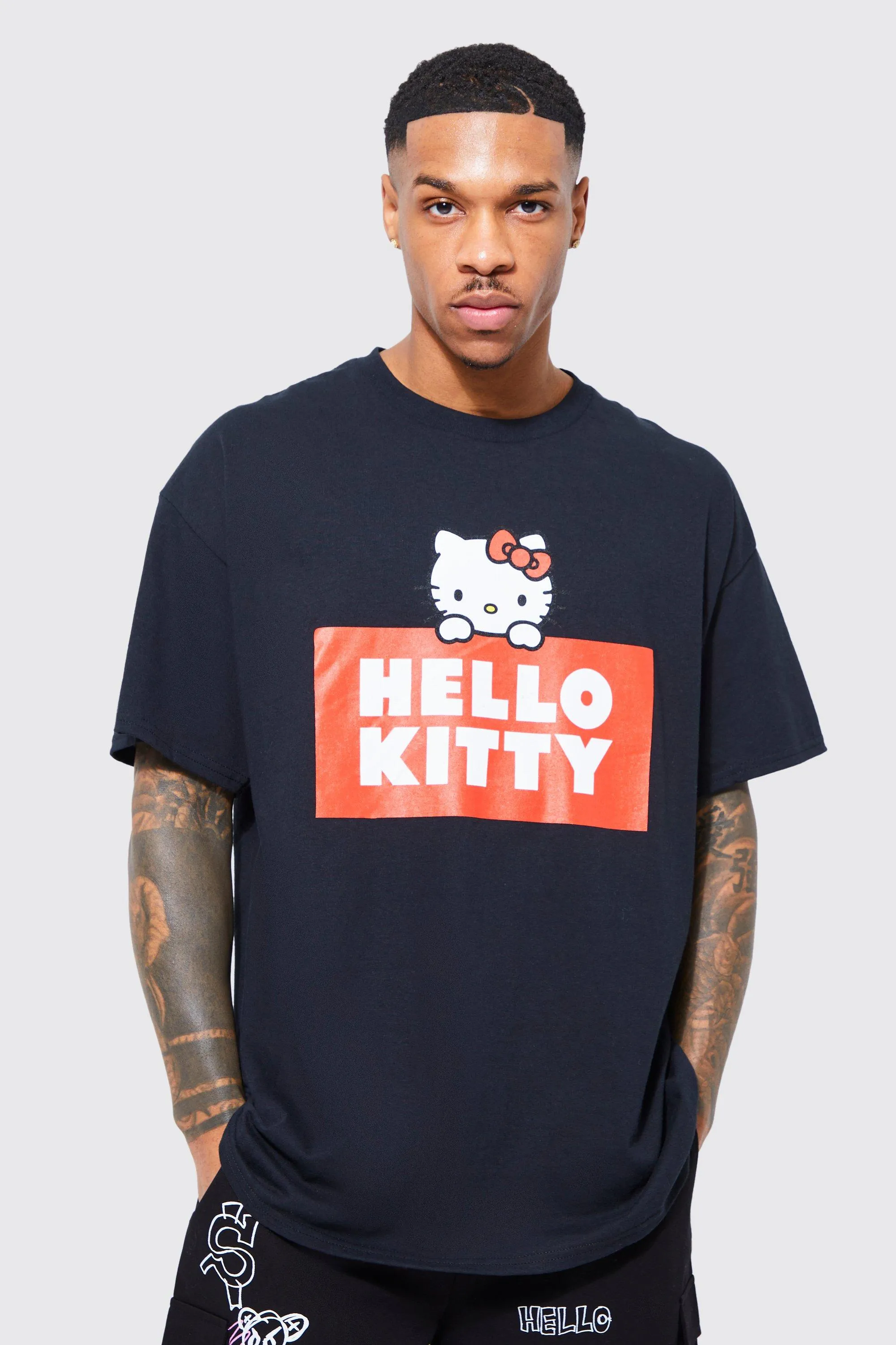 Oversized Hello Kitty License T-shirt | boohooMAN UK