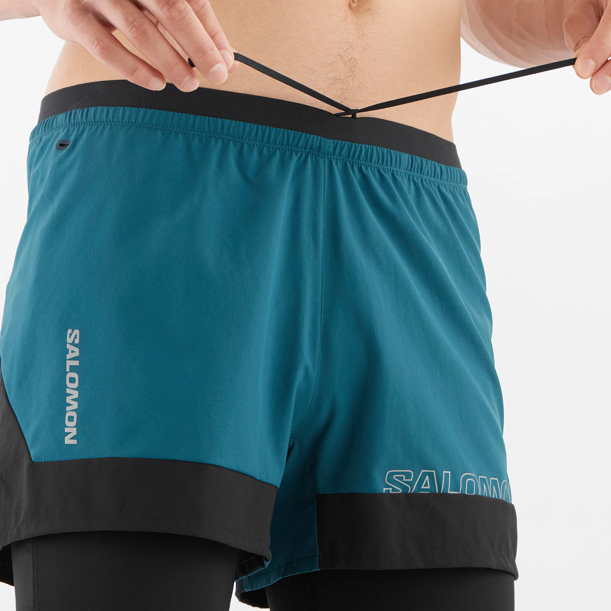 Salomon Men's Cross 2in1 Shorts Deep Dive/Deep Black | Buy Salomon Men's Cross 2in1 Shorts Deep Dive/Deep Black here |