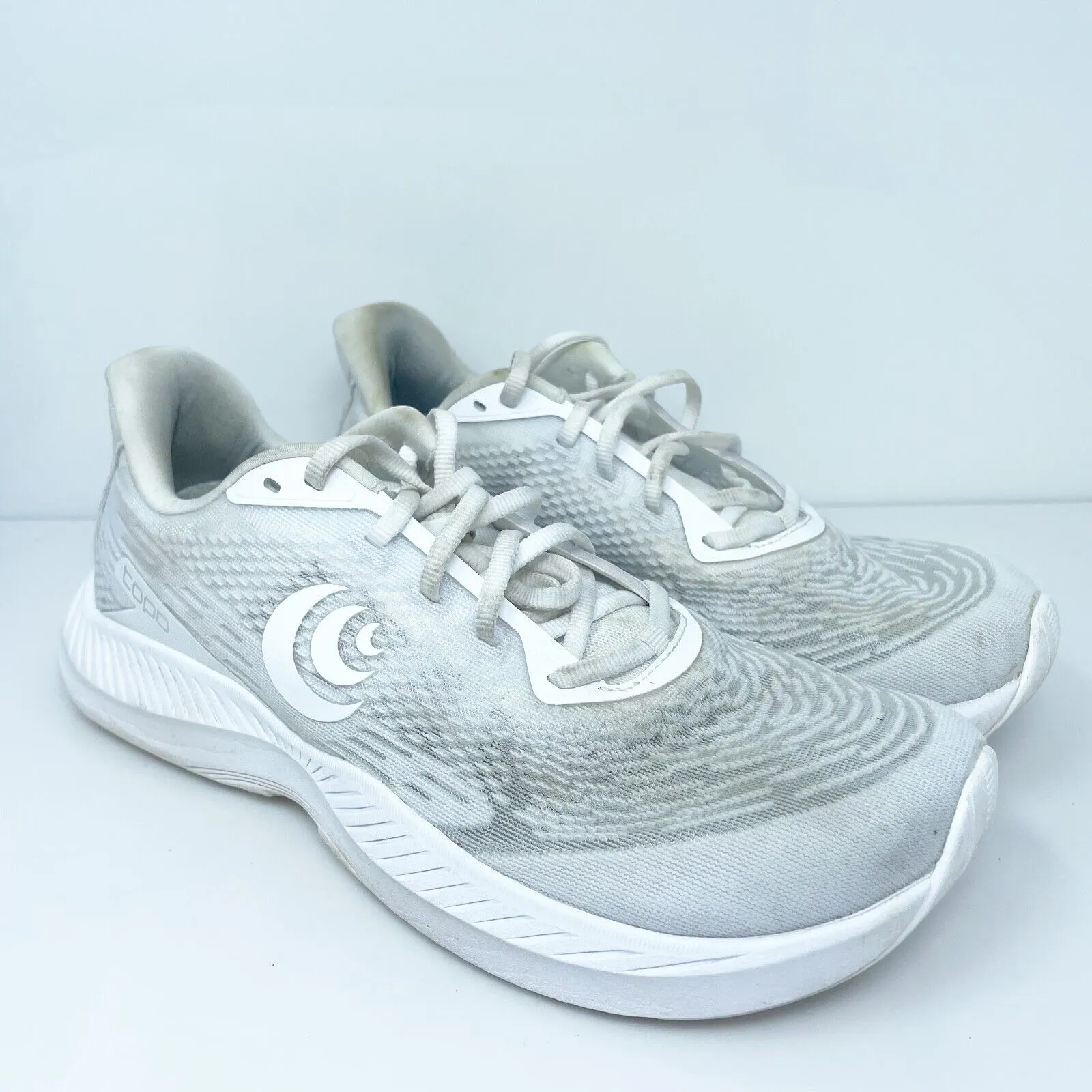 Topo Athletic Womens Fli Lyte 5 White Running Shoes Sneakers Size 9