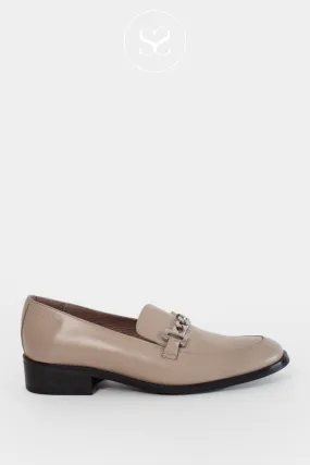 WONDERS C-7412 TAUPE LEATHER BLOCK HEEL LOAFERS