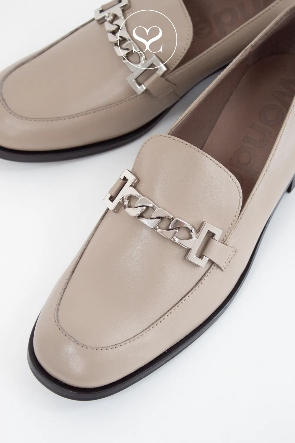 WONDERS C-7412 TAUPE LEATHER BLOCK HEEL LOAFERS